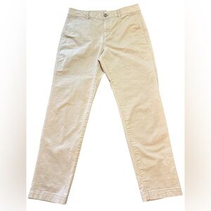 Eddie Bauer Women’s Khaki Pants Size 6 Mid Rise Straight Leg Casual Workwear